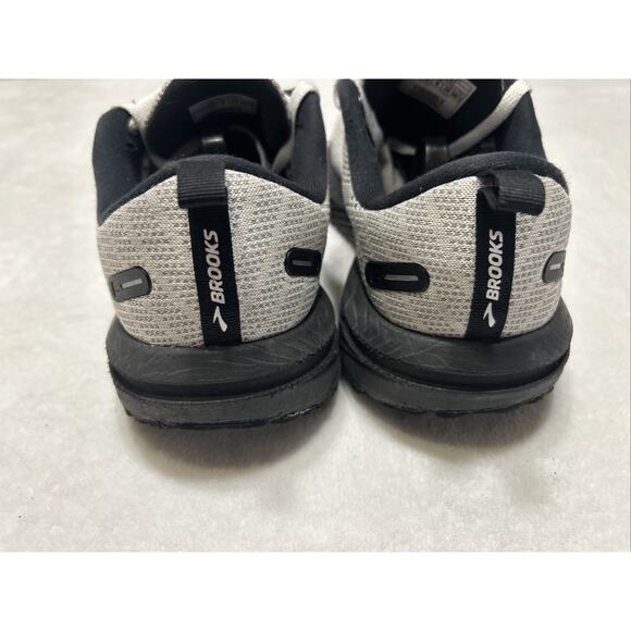 Brooks Women’s Size 11 B Revel 6 1203861B121 White Running Shoes Sneakers - Picture 5 of 9